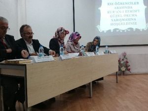 Kız Öğrenciler Arası Kur’an-ı Kerim’i Güzel Okuma Yarışması