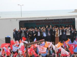 AK Parti Milletvekili Adaylarını Yumurtalık’ta Tanıttı