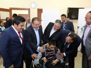 Afşin’de 5 Engelliye Tekerlekli Sandalye