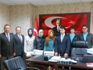 Başarılı Öğrenciler Ödüllendirildi