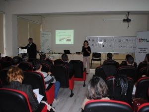 Amasya’da Rehber Öğretmenlere Bağımlılıkla Mücadele Eğitimi Anlatıldı