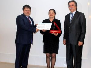 Ziya Eren Bilim Ödülleri Sahiplerine Verildi