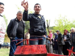 Madenci Aileleri Can Gürkan İçin Bağış Topladı