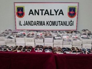 Jandarmadan Kaçak Güneş Gözlüğü Operasyonu
