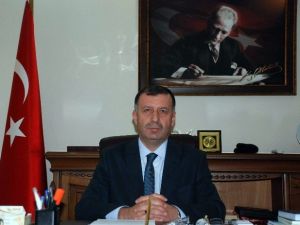 Müftü Erdem’den “Kur’an-ı Kerimli Pasta Kesilmesi” Açıklaması