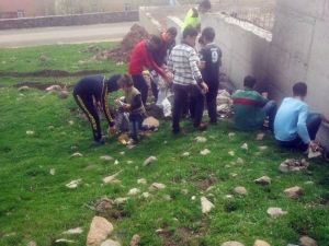 50 Hektarlık Alanı Çöpten Arındırdılar