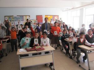 Yerköy’de Öğrencilere Kutlu Doğum Hediyesi