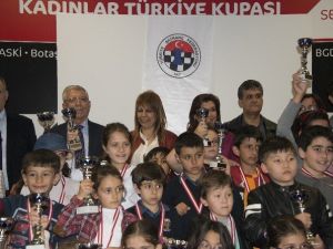 Yenişehir Belediyesi’nden Satranç Turnuvası