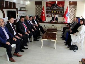 AK Adaylar Çalışmalarına Devam Ediyor