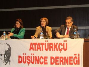 “100. Yılında Sözde Ermeni Soykırımı Ve Gerçekler” Paneli Düzenlendi