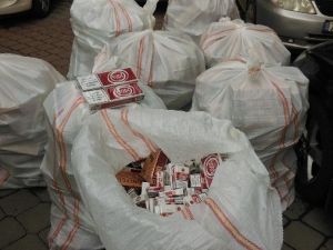 Kırıkkale’de Kaçak Sigara Ve Uyuşturucu Operasyonu