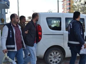 Teyp Hırsızları Kaçamadı