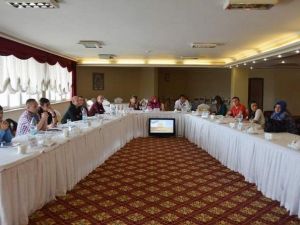 Sağlıkçılara “Sigaradan Uzaklaştırıcı Kitap Okumaya Özendirici” Etkinlikler Yapılacak