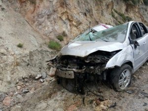 Yeni Aydın Yolu Üzerinde Trafik Kazası: 3 Yaralı