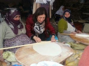 AK Parti Çorum Milletvekili Adayı Lütfiye İlksen Ceritoğlu Kurt;