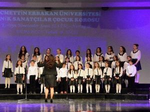 NEÜ Minik Sanatçılar Çocuk Korosu Afyon’da Sahne Aldı