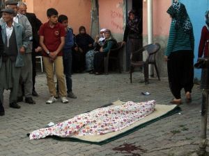 Yaşlı Adam 1’inci Kattan Düşerek Öldü