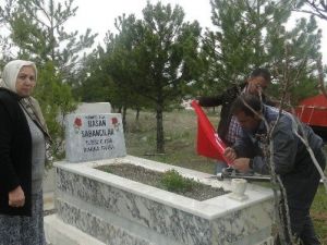 Başkan Şahiner Şehit Annesini Talebini Yerine Getirdi