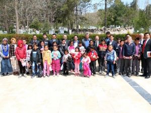 Başkan Yazgı Yetim Çocuklarla Buluştu