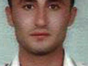 10’uncu Kattan Atlayarak İntihar Etti