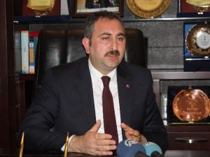 Abdulhamit Gül, Kılıçdaroğlu’nun Seçim Vaatlerini Eleştirdi