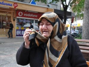 Evi Depreme Dayanıksız Diye Yıkıldı, Mağdur Oldu