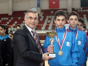 Yıldızlar Badminton Türkiye Şampiyonası Sona Erdi