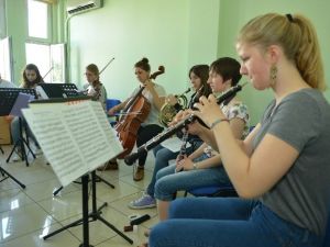 Alman Miniklerin Müzik Grubundan “Ko-ka” Şarkısı