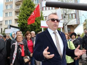 MHP’den Lokma İkramı