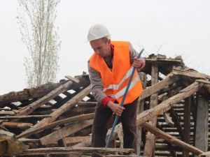 Hanım Ninenin Evi Onarılıyor