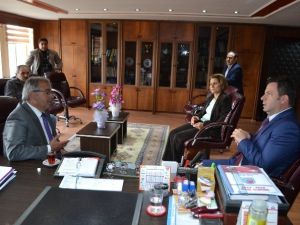 Belediye Başkanı Özacar’dan Taziye Ziyareti