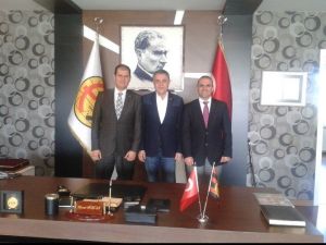 Galibiyet Sonrası Hoşcan’a Ziyaret