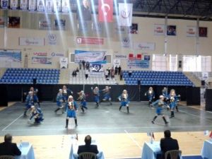Gediz Mna Anadolu Lisesi Halk Oyunları Ekibi Bölge Birincisi Oldu