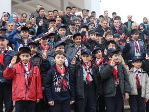 Evlatlarına Kına Yakıp Çanakkale’ye Gönderdiler