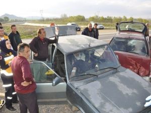 Seydişehirde Trafik Kazası: 3 Yaralı