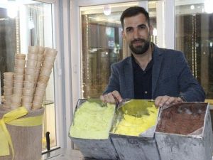 Mevsimin İlk Dondurması Görücüye Çıktı