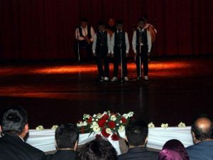 ‘Çocuk Evleri’ Çocuklarından ‘Kutlu Doğum’ Programı