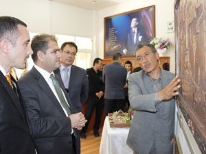 Özgürlüğün Renkleri Resim Sergisi Foça’da Açıldı