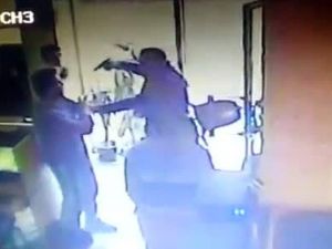 İnternet Kafeye Silahlı Baskın Kamerada