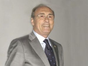 Uludağ Üniversitesi Eski Rektörü Ayhan Kızıl Hayatını Kaybetti