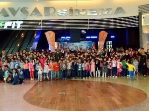 Çocukların Yüzü Optimum’da Güldü