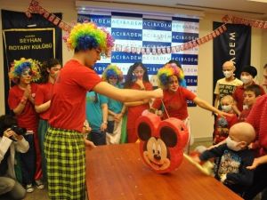 Lösemili Çocukların 23 Nisan Sevinci