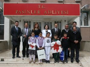 Öğrenciler Hakim Ve Savcı Oldular