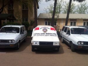 Polisten “Oto Hırsızlarına” Darbe