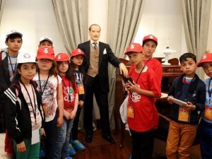 23 Nisan Coşkusu Karşıyaka’yı Sardı