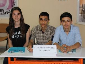 Bilgi Yarışmasında Fatih Aliye Müderris Ortaokulu Birinci