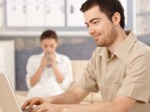 Erkekler, Kadınlardan Daha Çok İnternet Kullanıyor