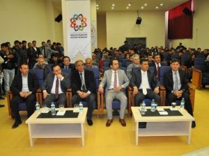 Tunceli Üniversitesi’nde ’Hayata Yeniden Bağlanıyorum’ Konferansı