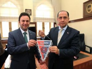 Polisgücüspor’dan Vali Çomaktekin’e Forma