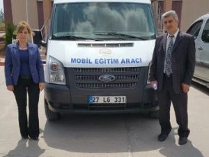 Mobil Çiftçi Eğitim Aracı Hizmete Girdi